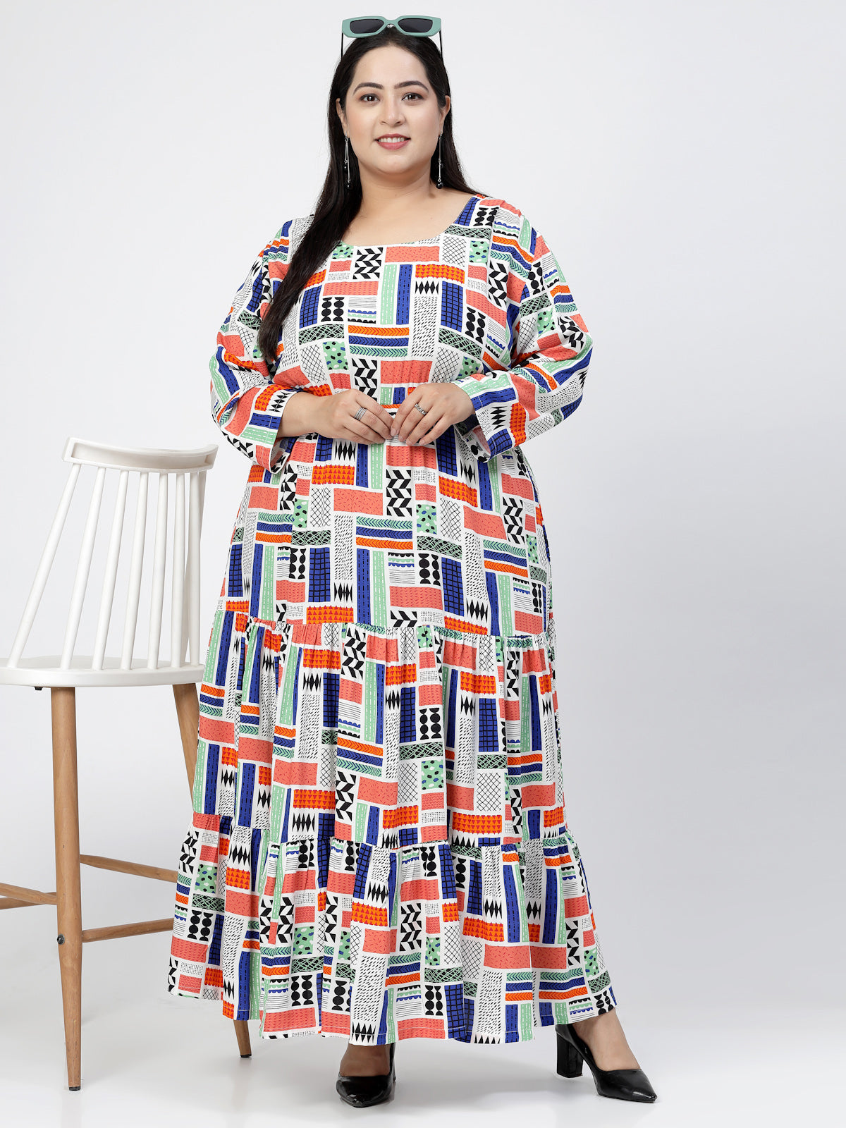 Plus Size Round Neck Long Sleeves Geometric Print Maxi Dress