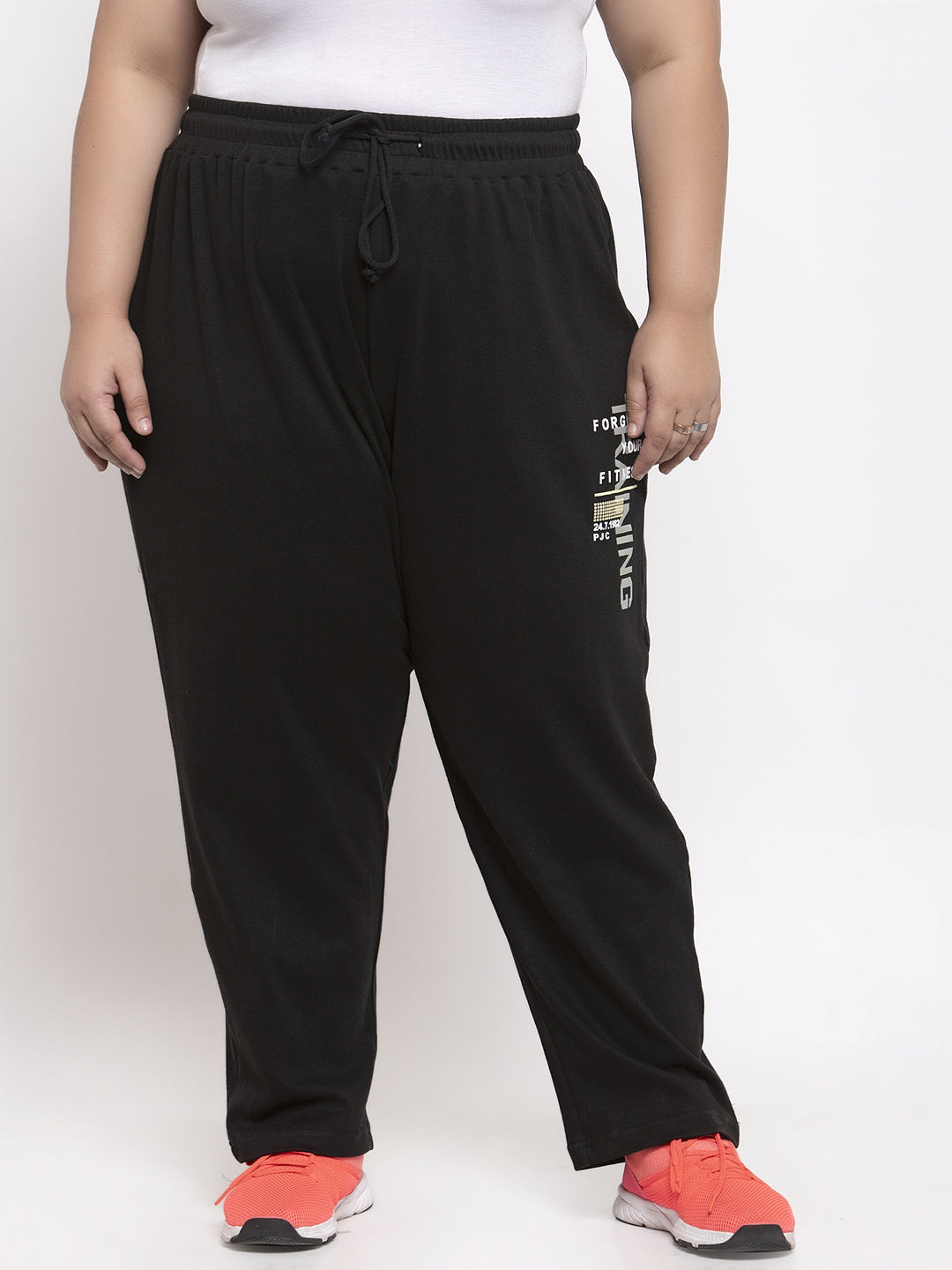 Plus Size Women Black Solid Straight-Fit Track Pants