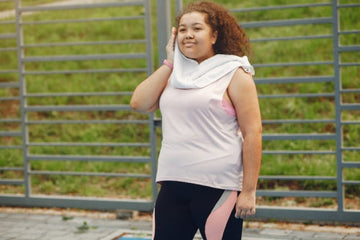 How to Wear Trendy Athleisure as a Plus-Size Woman