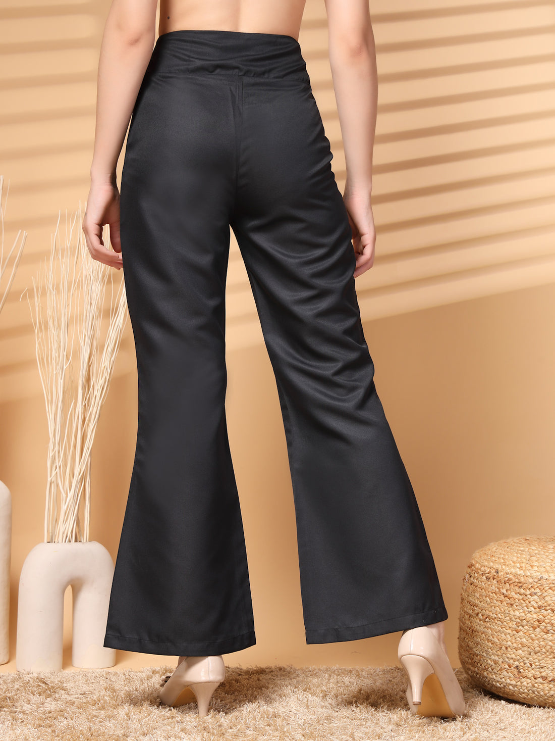 Women Solid Loose Fit Trousers