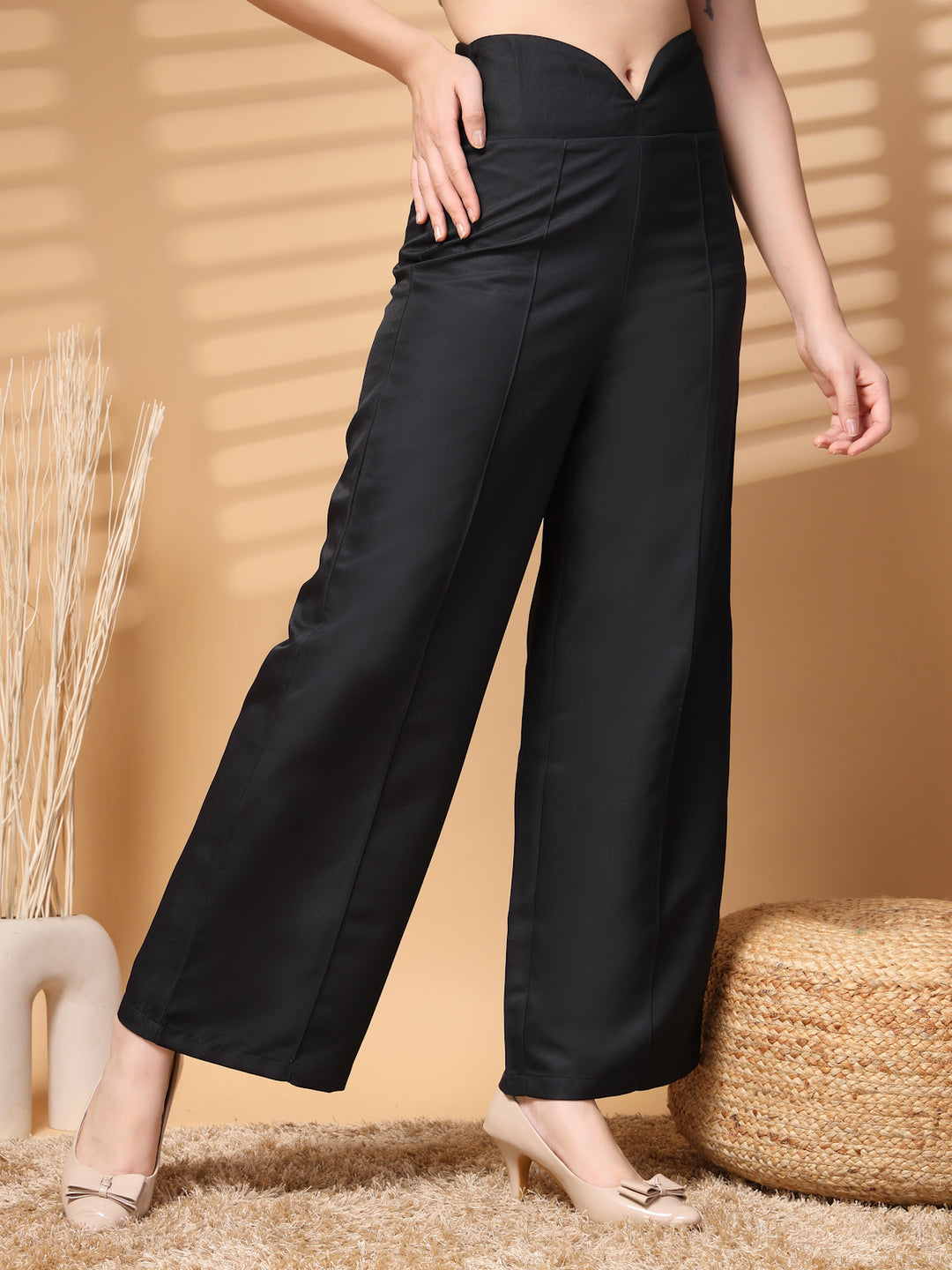 Women Loose Fit High-Rise Trousers