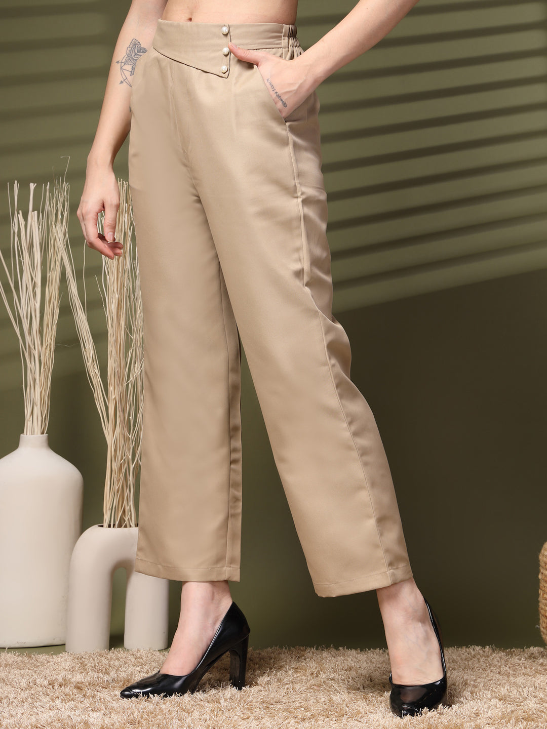 Women Mid-Rise Loose Fit Bootcut Trousers