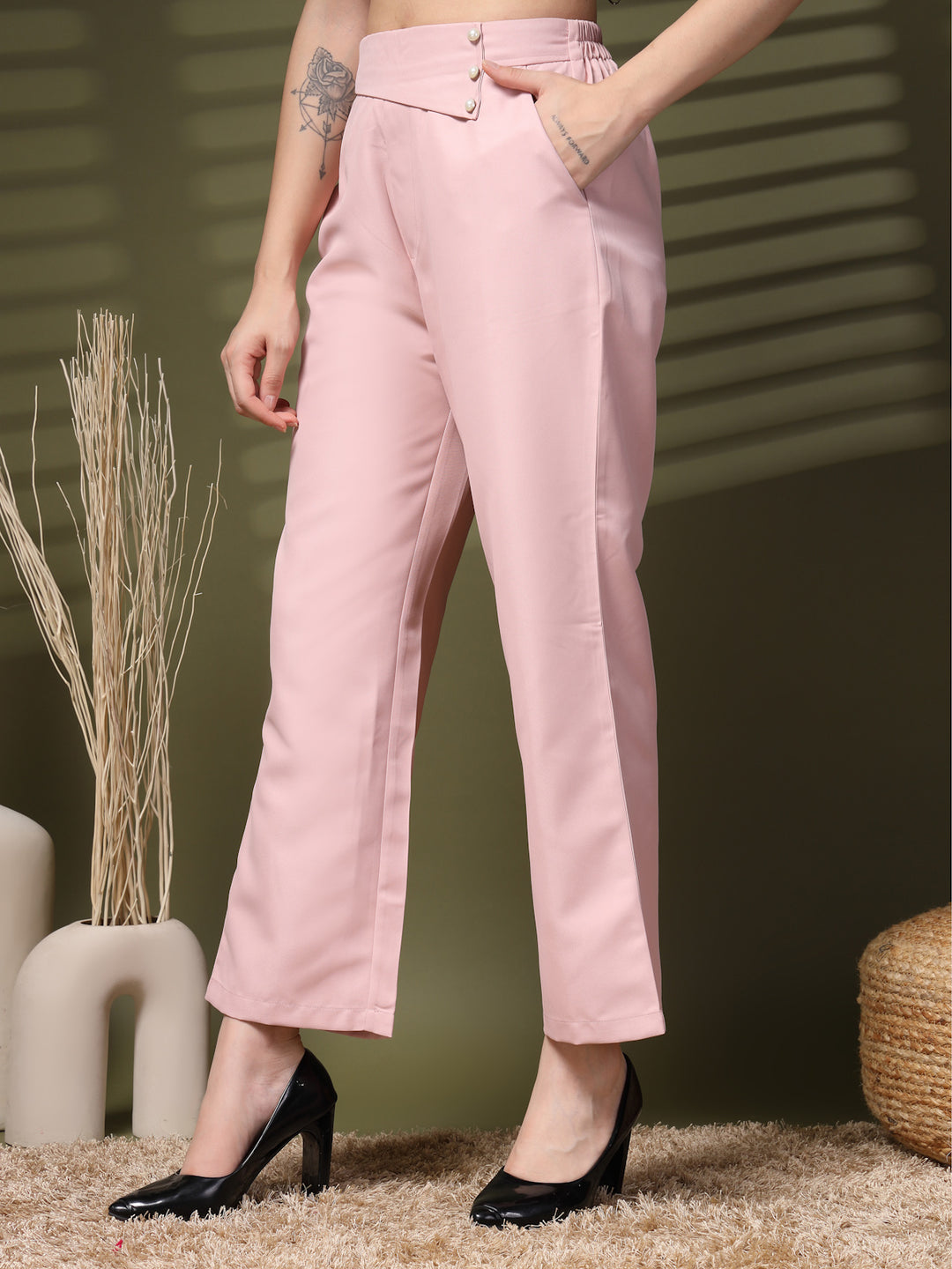 Women Solid Loose Fit Trousers