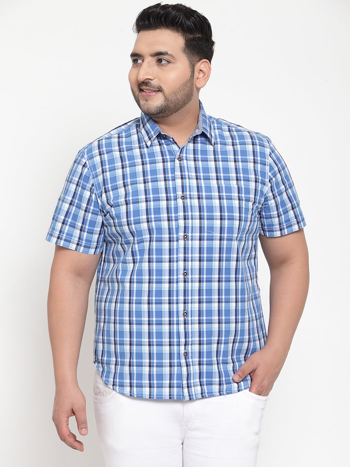 Men Blue & White Regular Fit Checked Casual Shirt