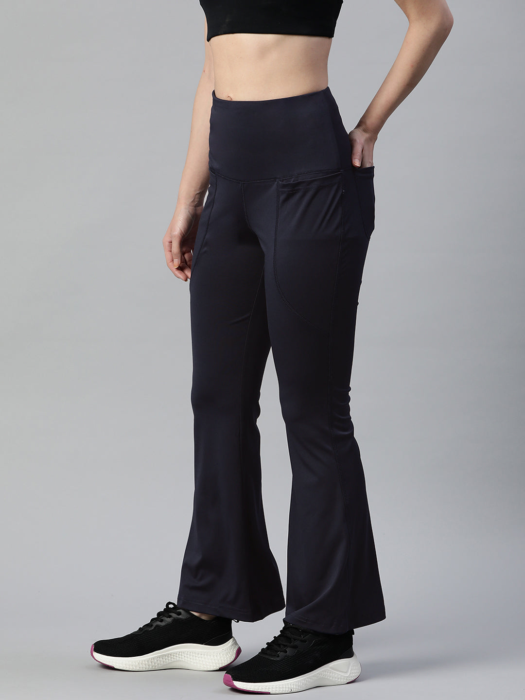 Women Solid Regular Fit Track Pants