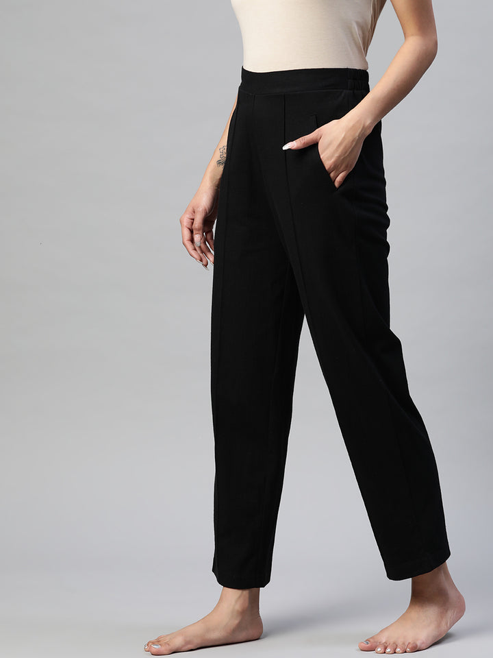 Women Black Solid Track Pants