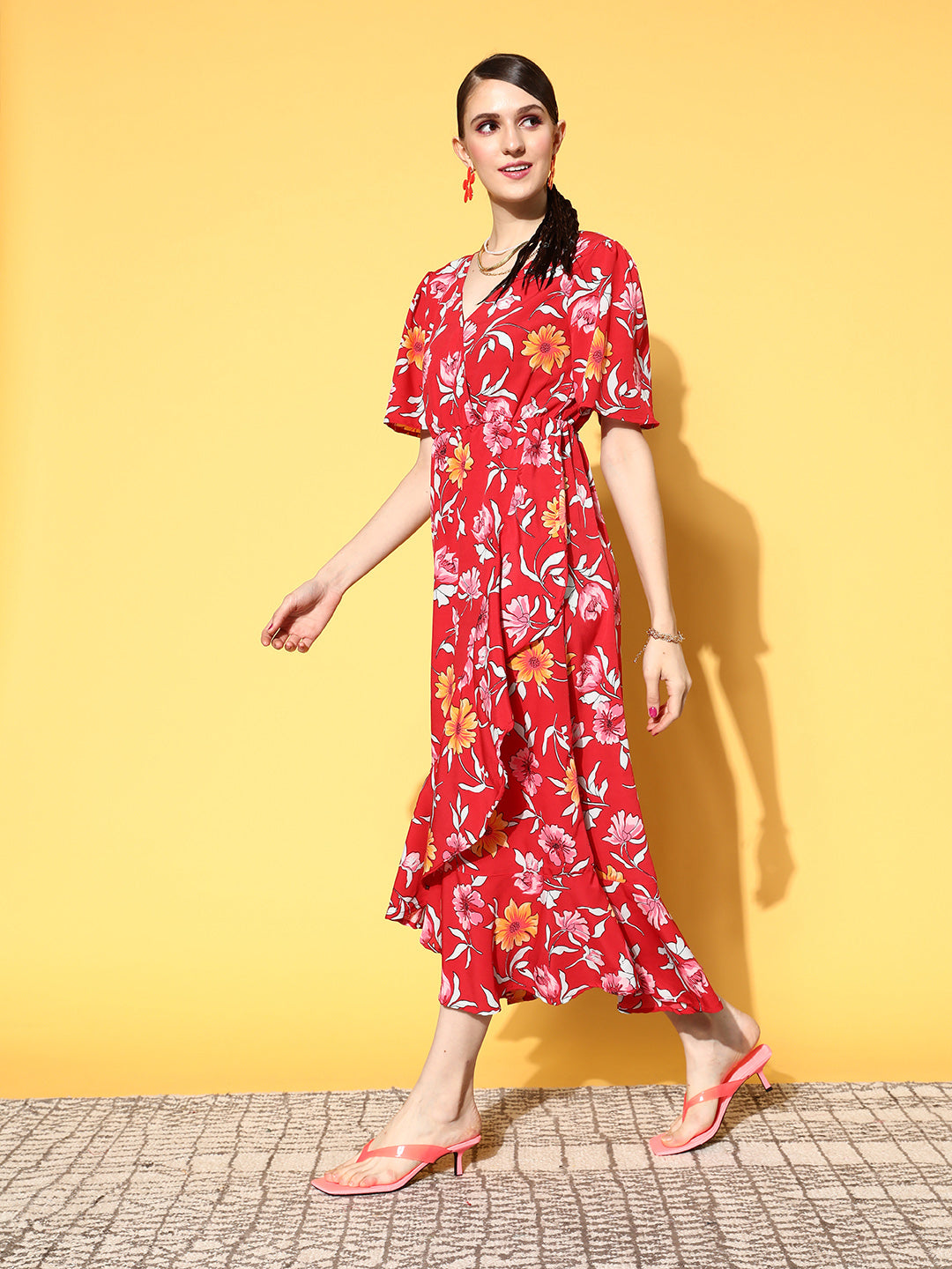 plusS Women Alluring Red Floral Vacay Attire