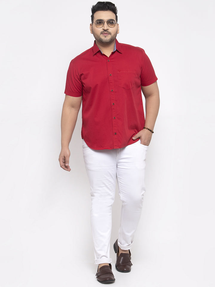 Men Red Regular Fit Solid Casual Shirt