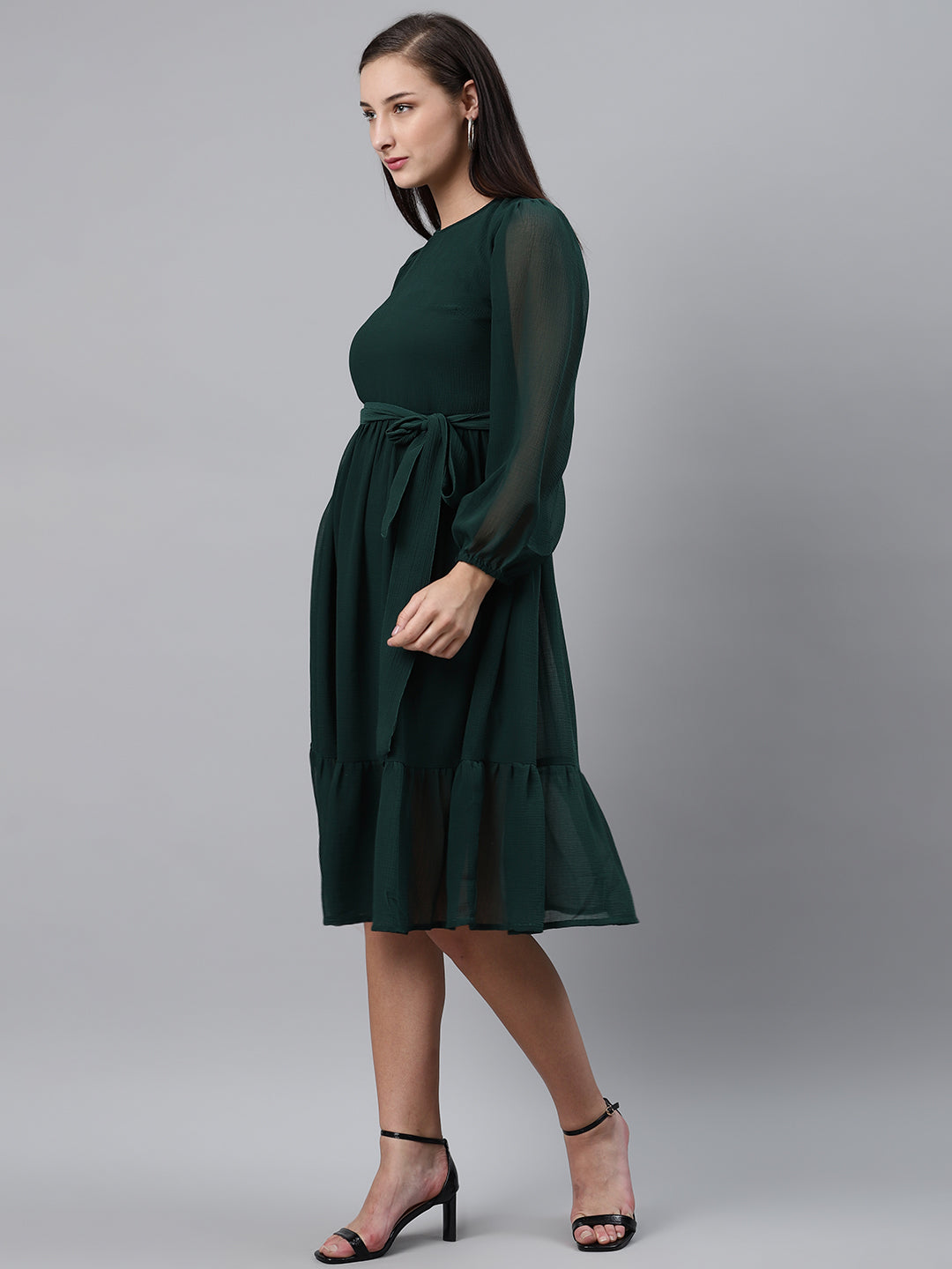 plusS Women Green Solid Fit and Flare Dress with Belt