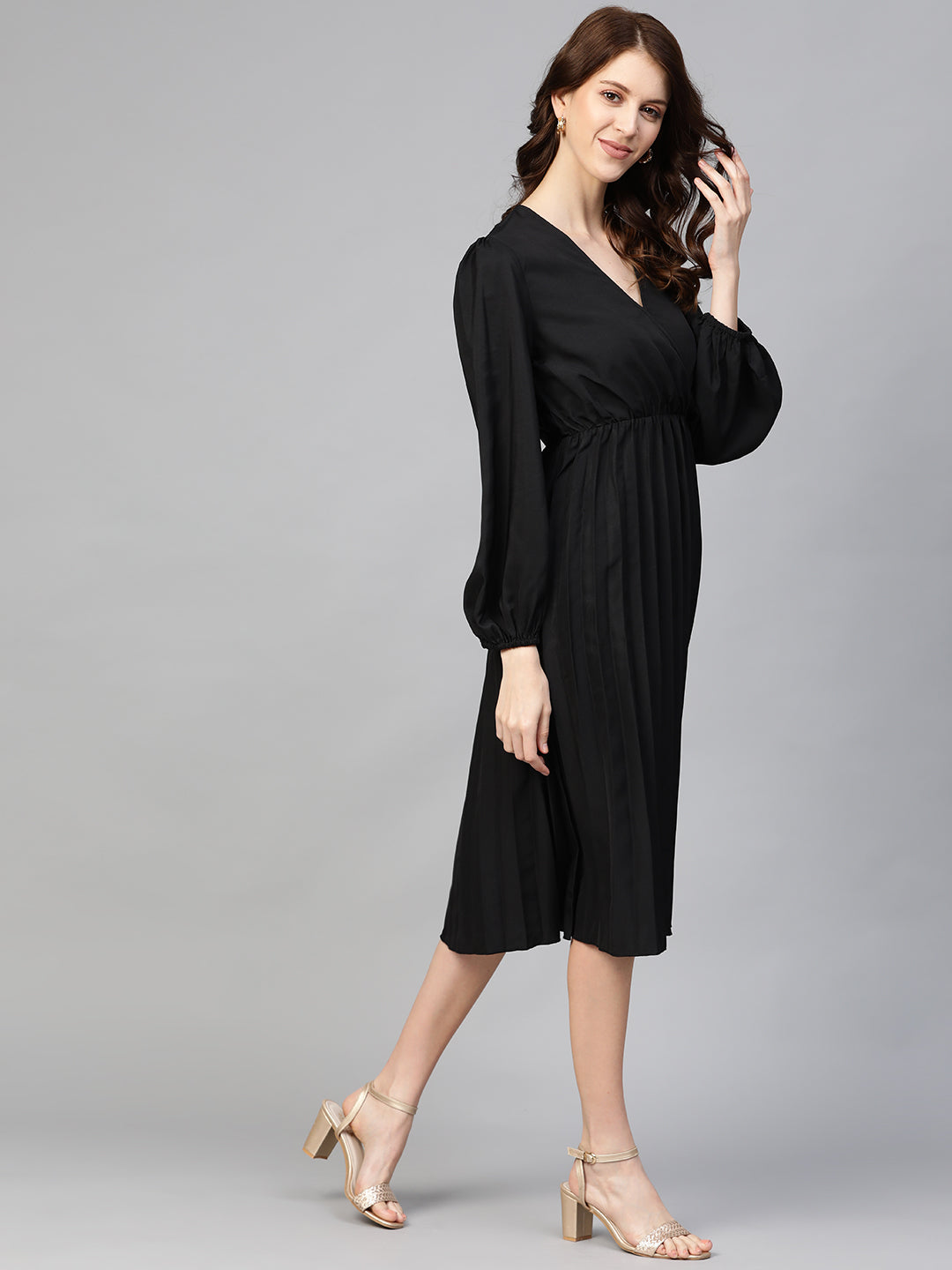 plusS Black Accordion Pleated Wrap Dress