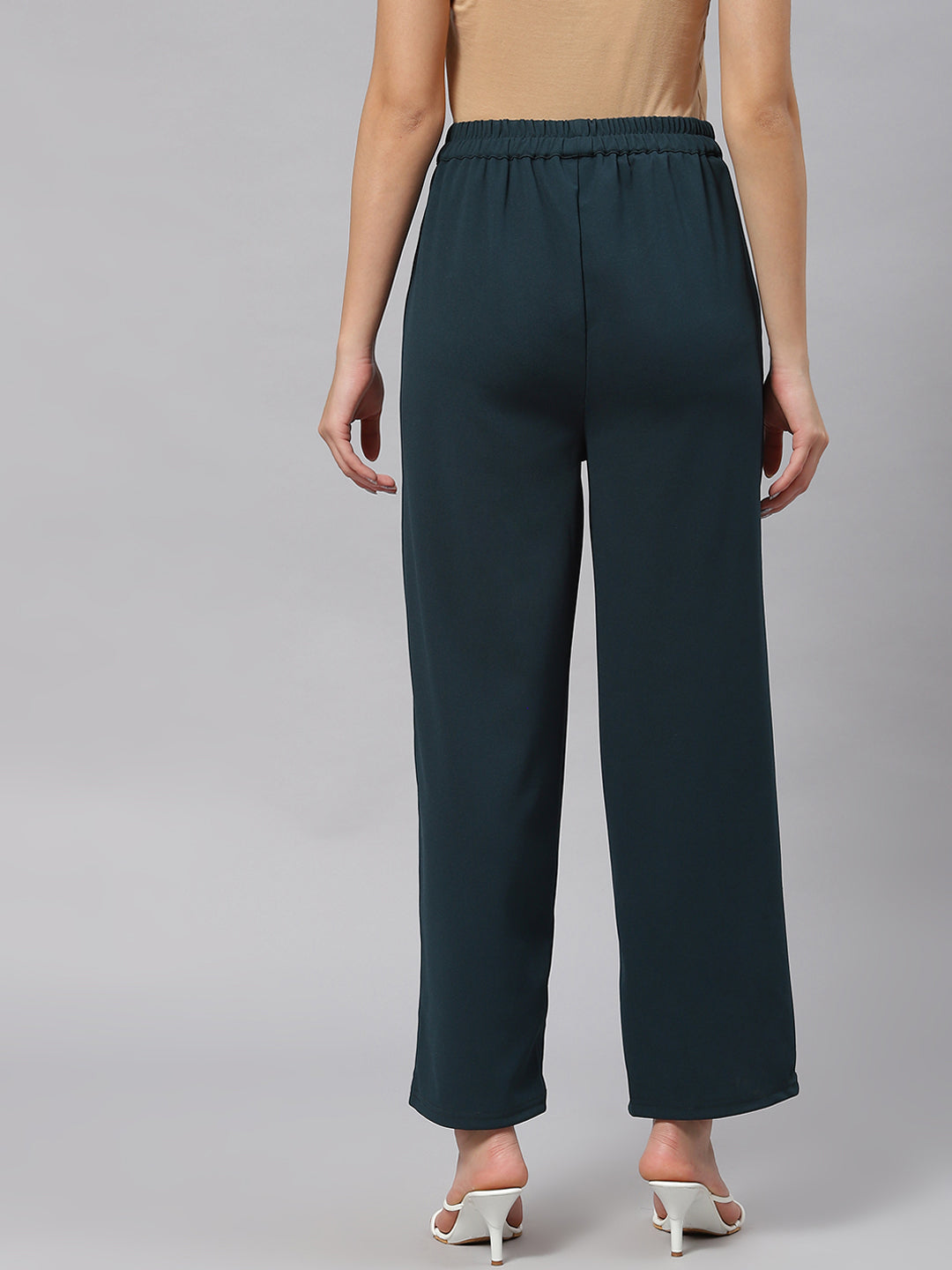 Women Green Solid Mid-Rise Regular Fit Trousers