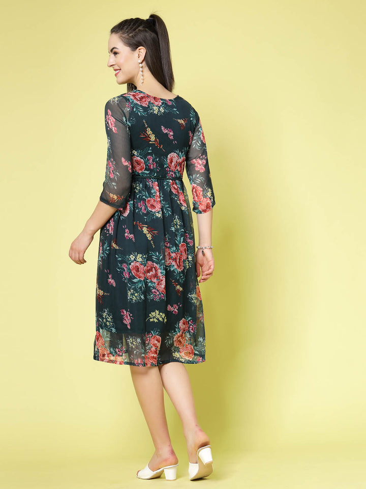 Green Floral Printed V-Neck Tie-Up Detail Fit  Flare Dress