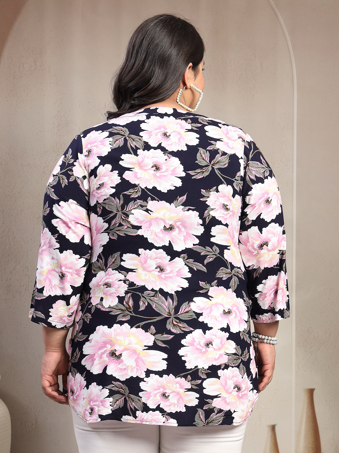 Plus Size Floral Printed V-Neck Top