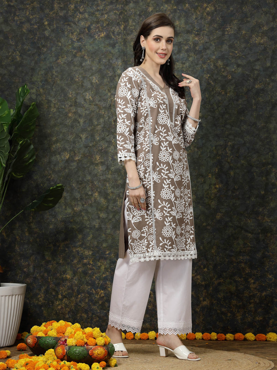 Brown & White Floral Printed Cotton Straight Kurta