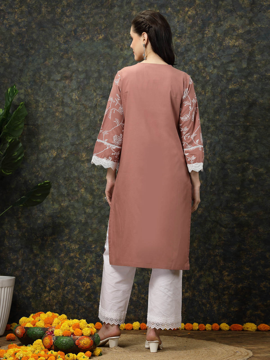 Pink Ethnic Motifs Printed Lace Detail Cotton Straight Kurta