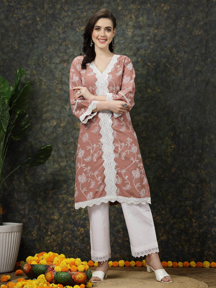 Pink Ethnic Motifs Printed Lace Detail Cotton Straight Kurta