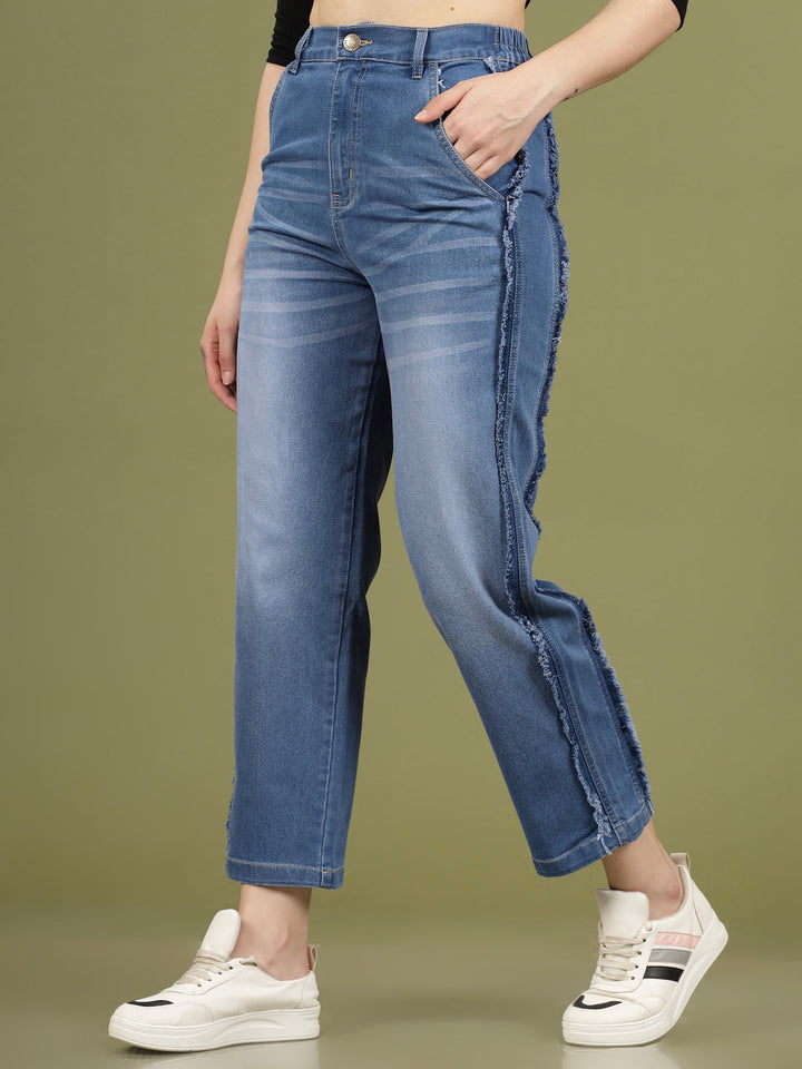 Women Light Fade Stretchable Jeans