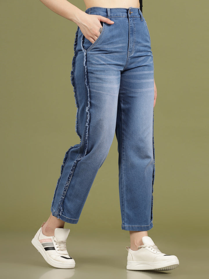 Women Light Fade Stretchable Jeans