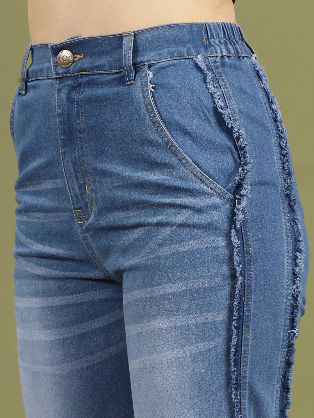 Women Light Fade Stretchable Jeans