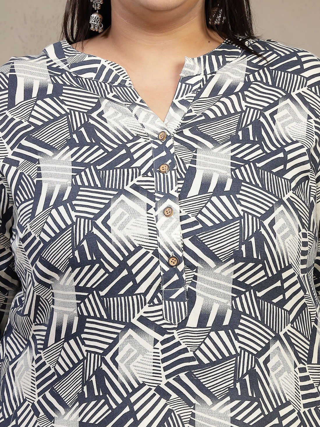 Plus Size Geometric Printed Mandarin Collar Thread Work Straight Kurta