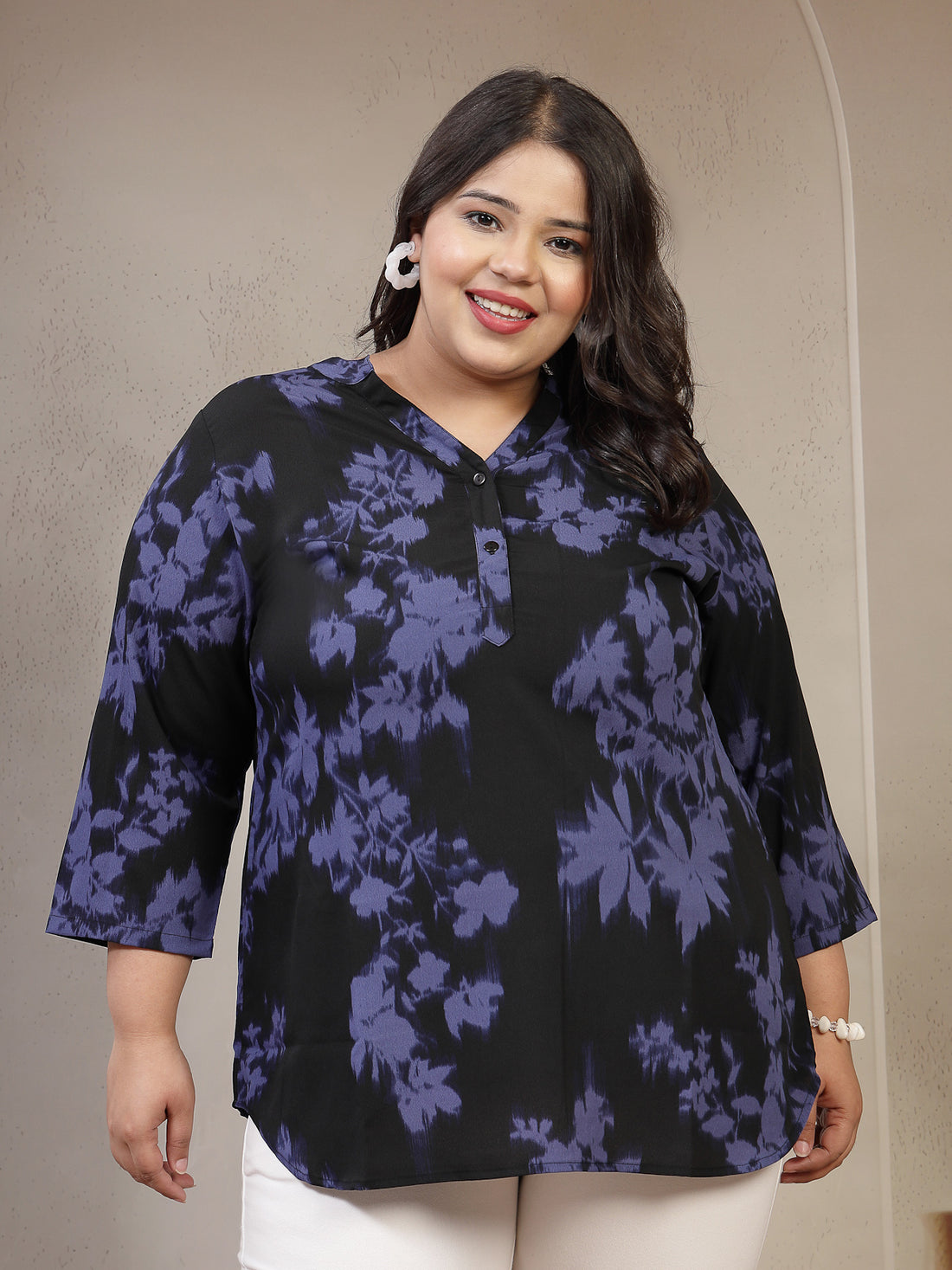 Plus Size Floral Printed V-Neck Top