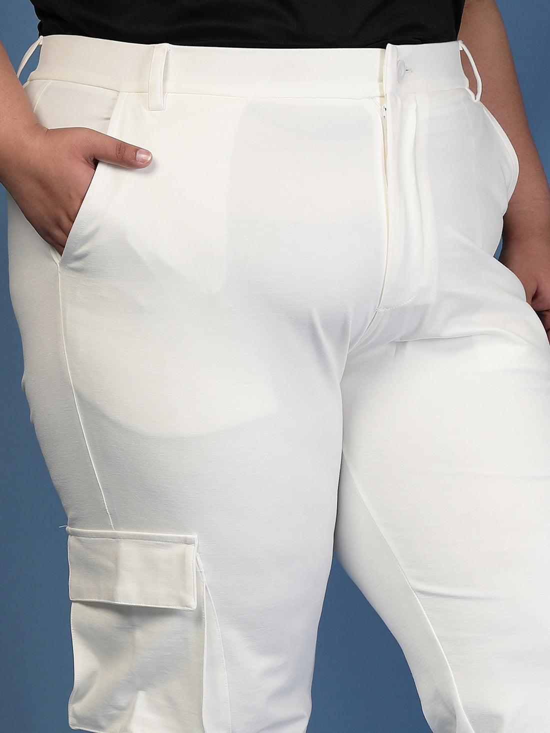 Plus Size Women Solid Regular Fit Mid Rise Trousers