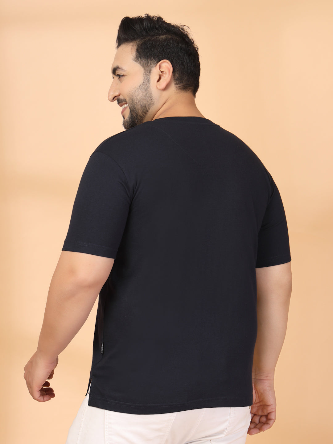 Plus Size Men V-Neck T-shirt