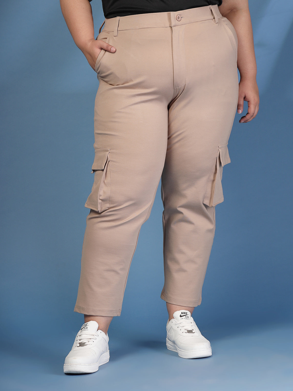 Plus Size Women Solid Mid Rise Regular Fit Cargo Trousers