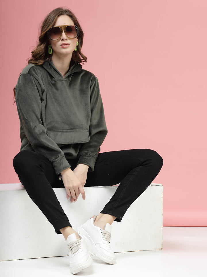 Hooded Long Sleeves Pullover Sweatshirt