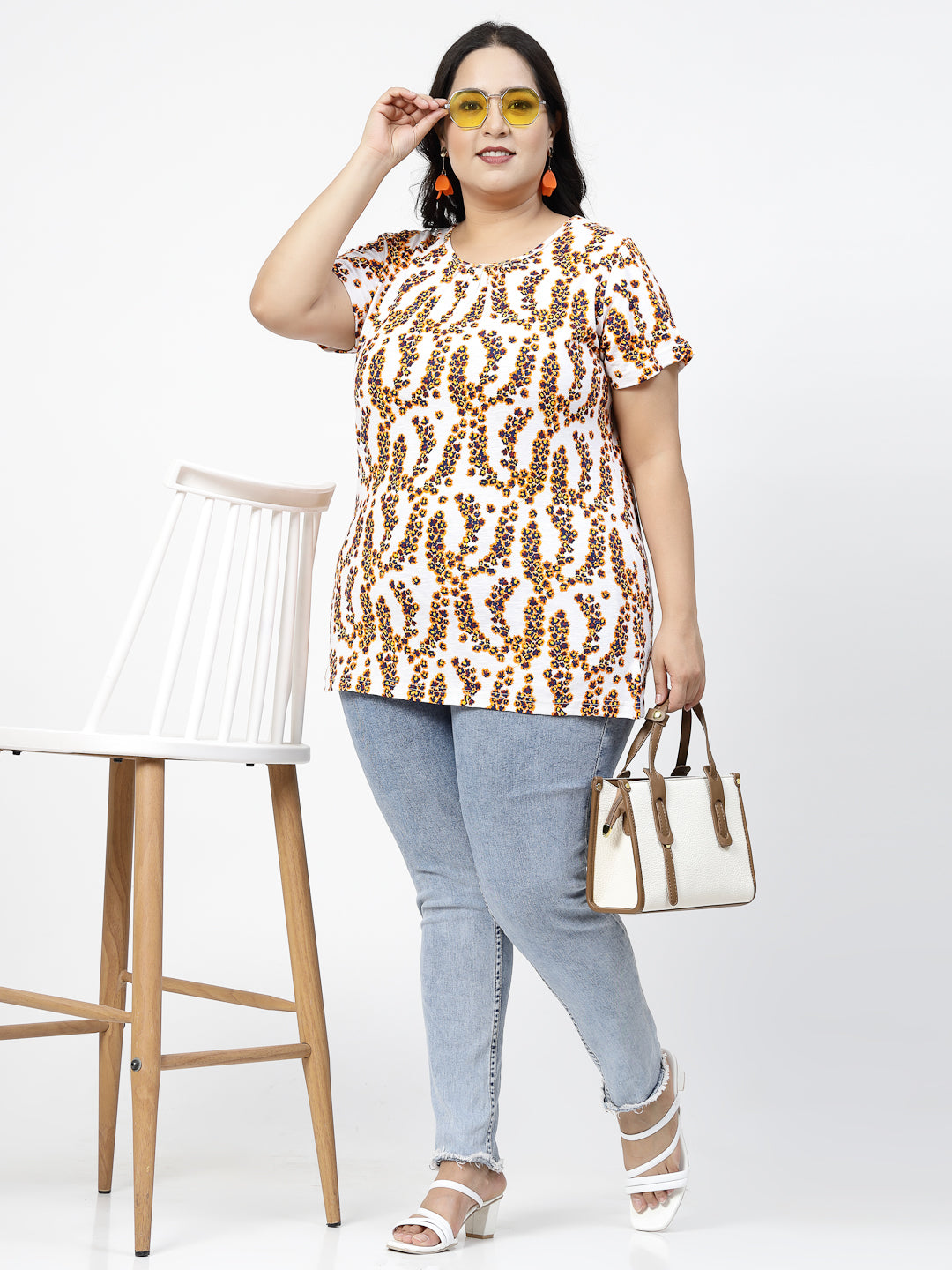 Plus Size White Floral Printed Cotton T-shirt