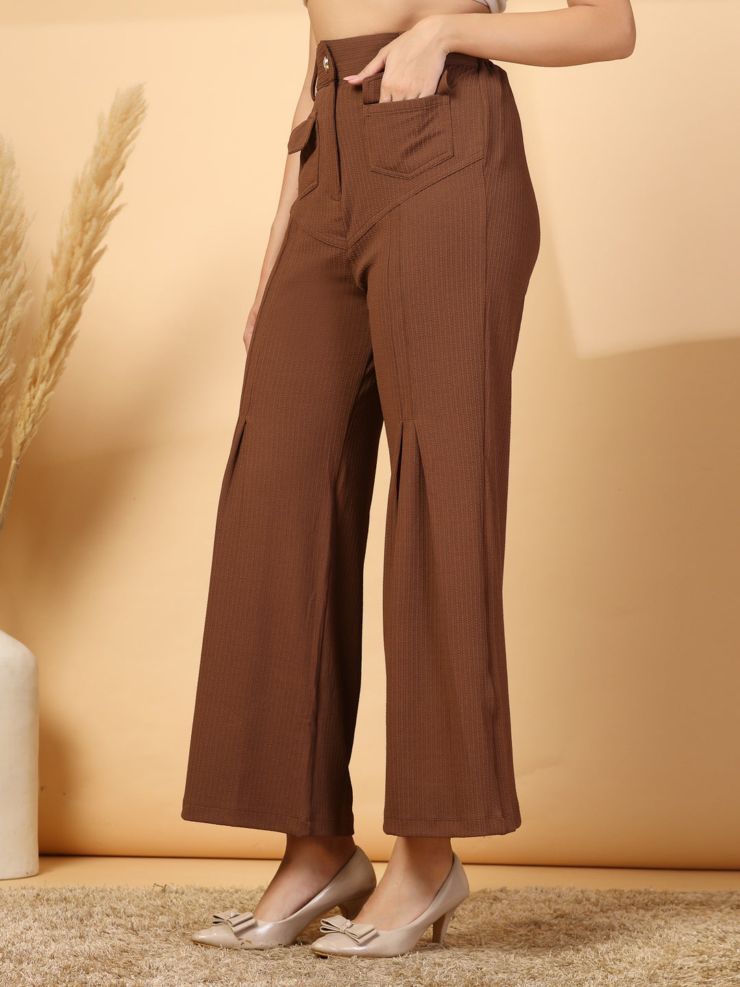 Women Loose Fit Pleated Trousers