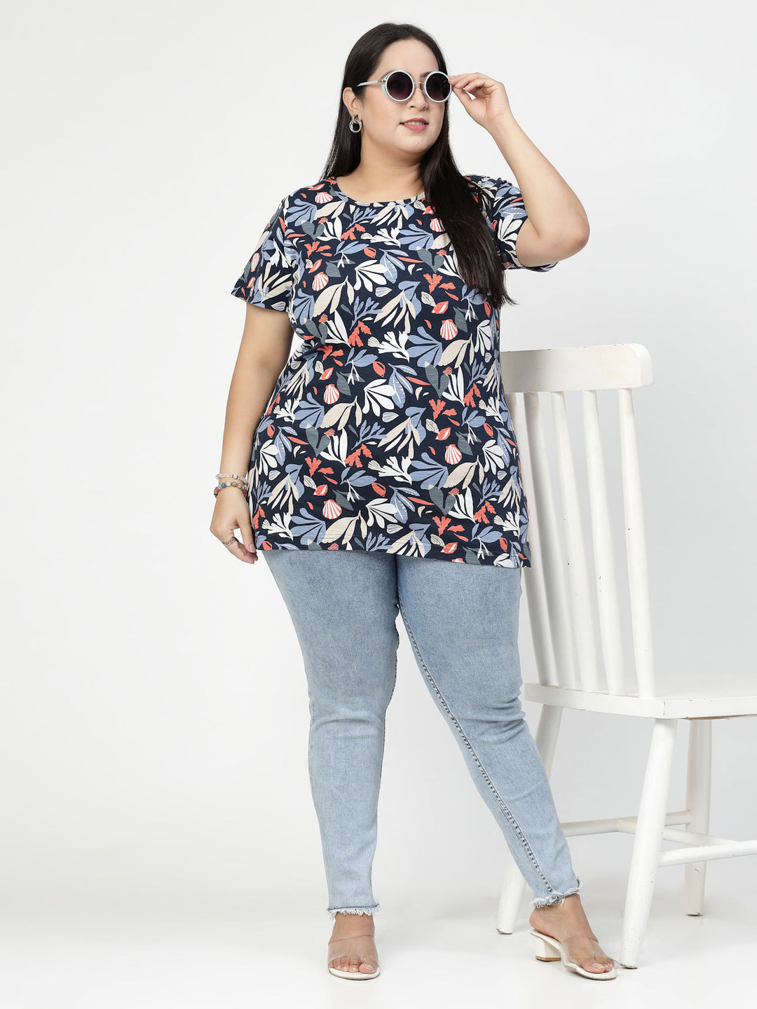 Plus Size Floral Printed Round Neck Short Sleeves Cotton T-shirt