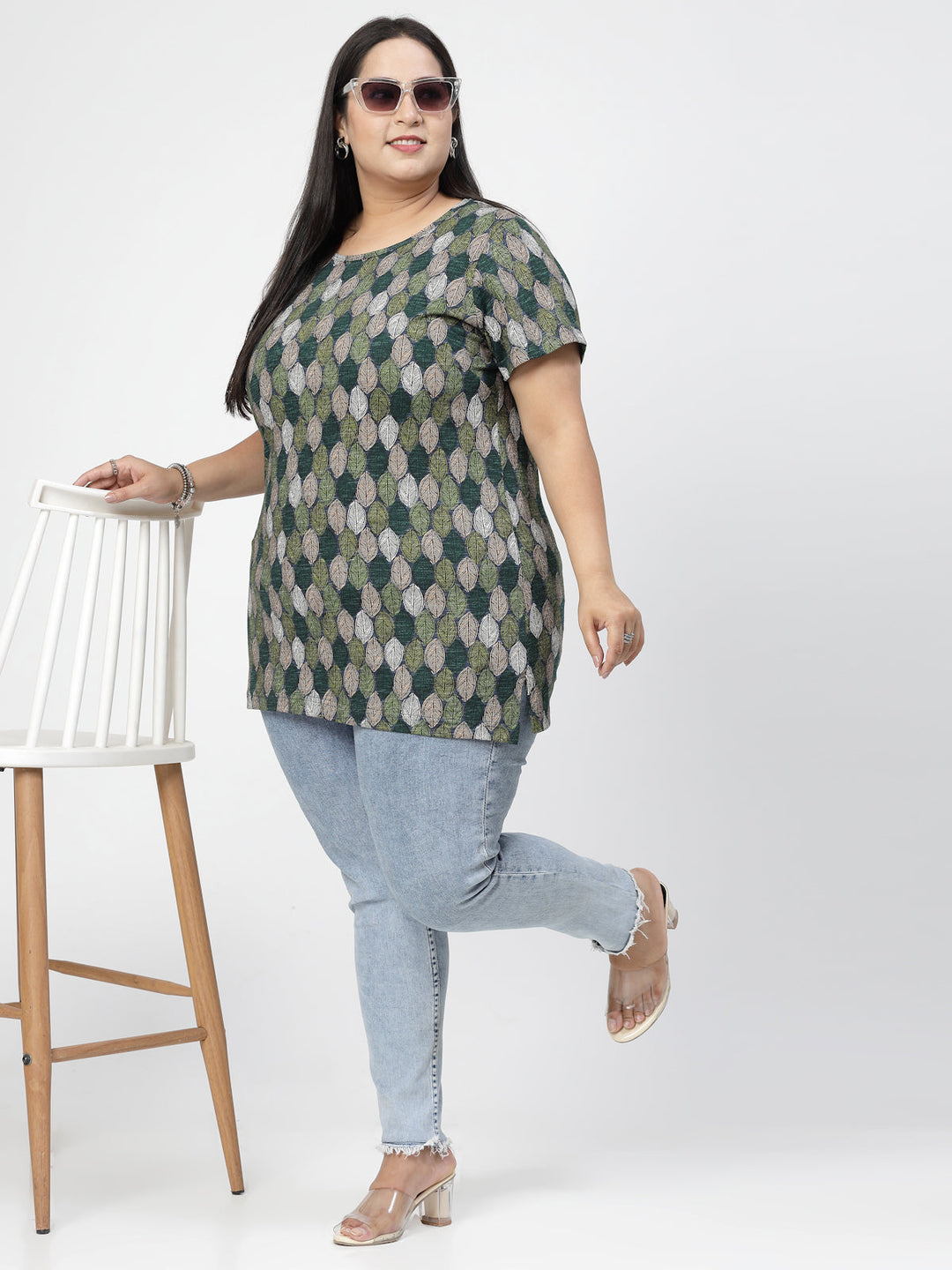 Plus Size Floral Printed Round Neck Short Sleeves Cotton T-shirt