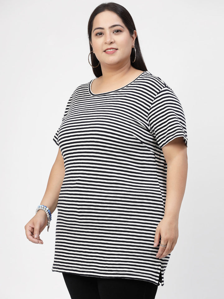 Round Neck Short Sleeves Striped Cotton Regular Fit Plus Size T-shirt