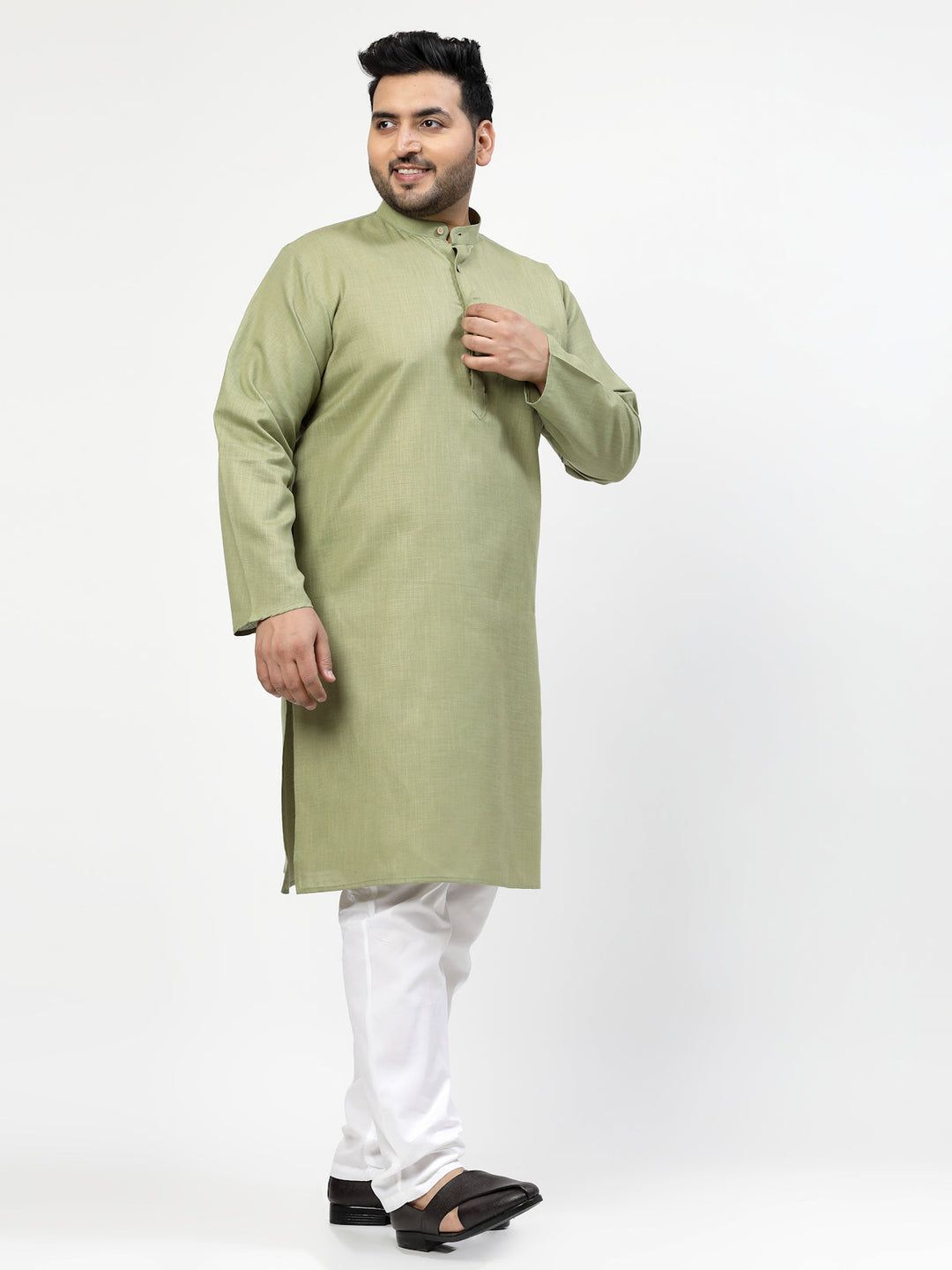 Men Green & White Solid Kurta with Pyjamas