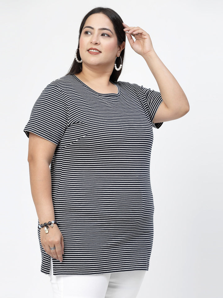 Round Neck Short Sleeves Striped Cotton Regular Fit Plus Size T-shirt