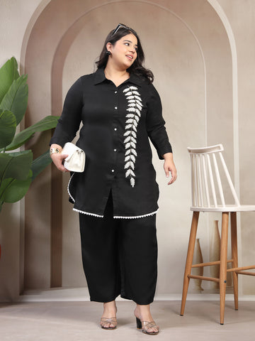 Plus Size Embroidered Spread Collar Shirt & Trouser