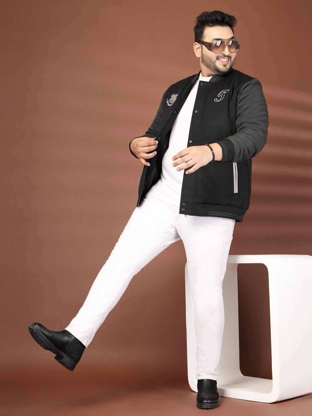 Plus Size Men Stand Collar Graphic Printed Varsity Jacket