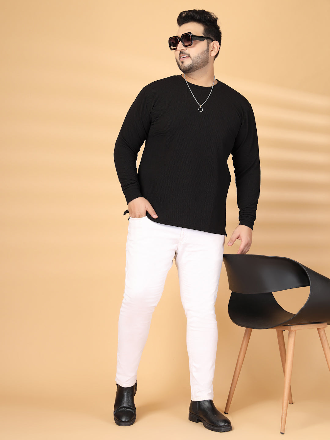 Self Design Round Neck Long Sleeves Regular Fit T-shirt