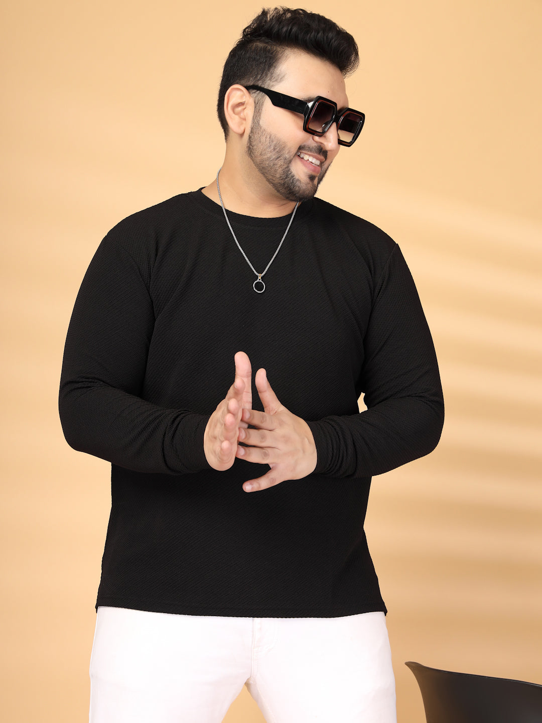 Self Design Round Neck Long Sleeves Regular Fit T-shirt