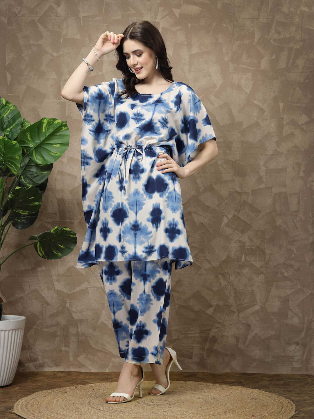 White Tie & Dyed Kaftan Tunic With Trousers