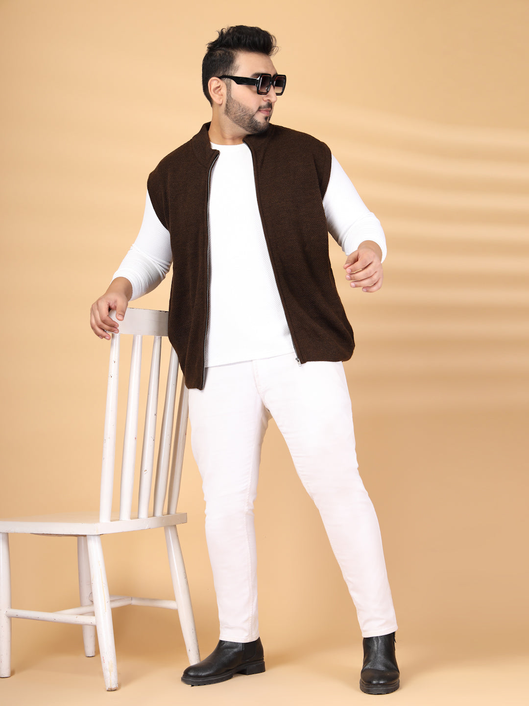 Plus Size Men Solid Sleeveless High Neck with Zip Detail Sweaters