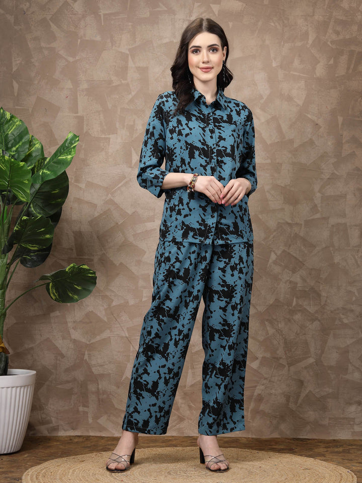 Blue Printed Shirt With Trousers