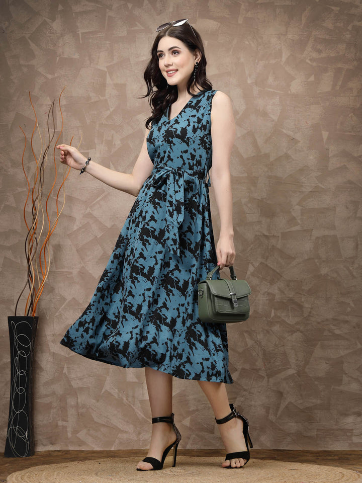 Blue Abstract Printed Gathered A-Line Midi Dress