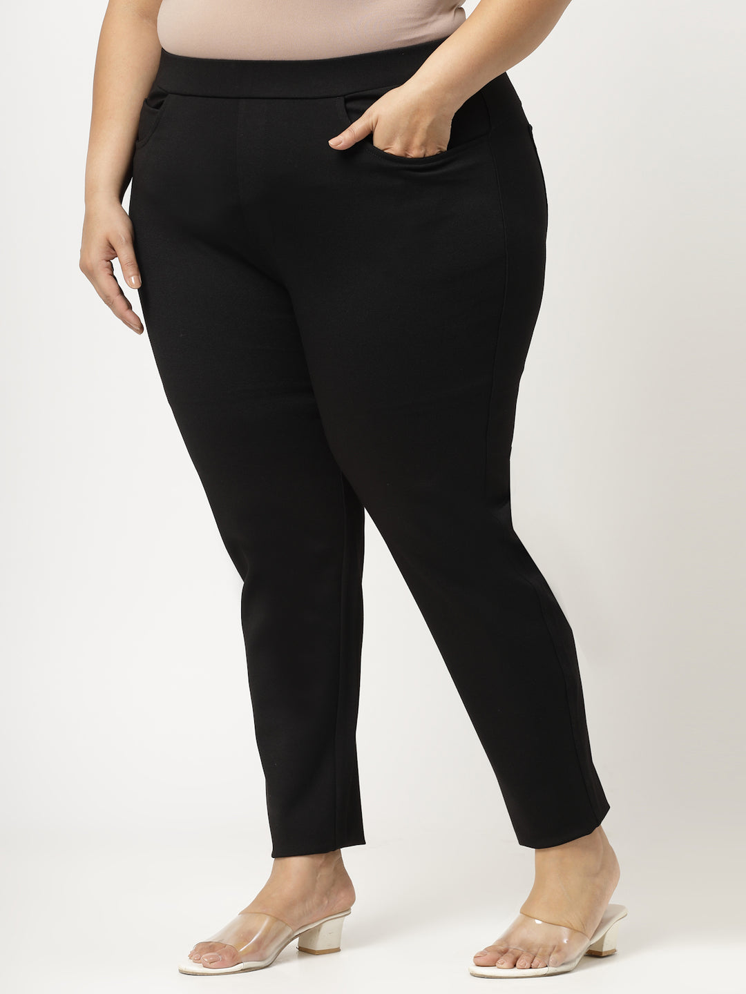 Plus Size Women Regular Fit Jeggings