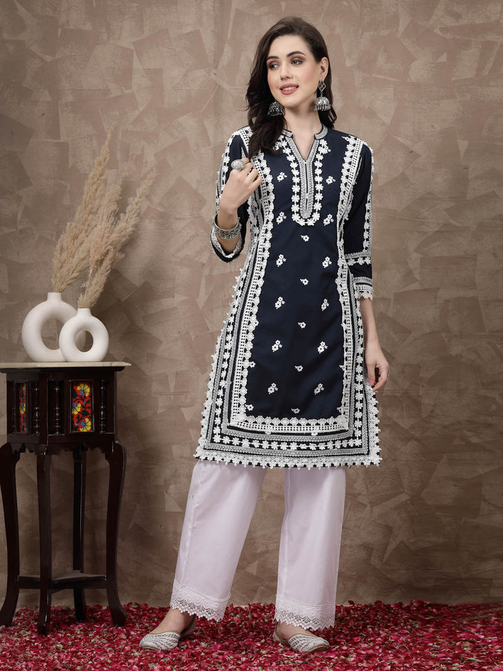 Navy Blue & White Ethnic Motifs Embroidered Thread Work Cotton Kurta