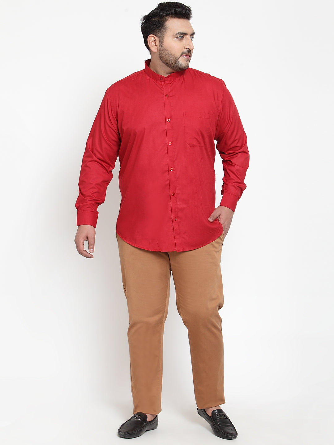 Men Red Regular Fit Solid Casual Shirt