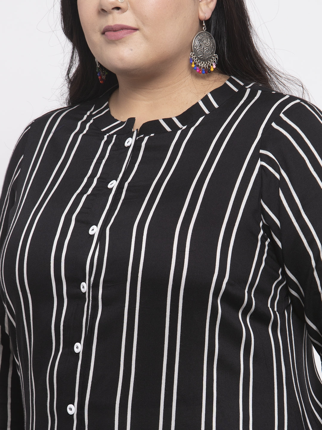 Women Black & White Striped Straight Kurta