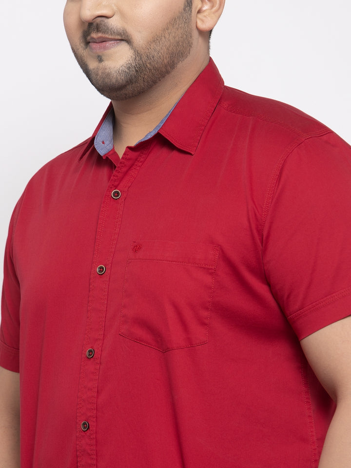 Men Red Regular Fit Solid Casual Shirt