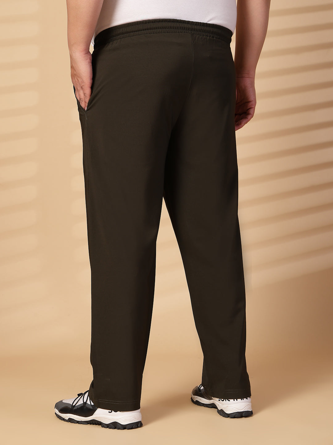 Plus Size Men Olive Green Mid Rise Stretchable Track Pants